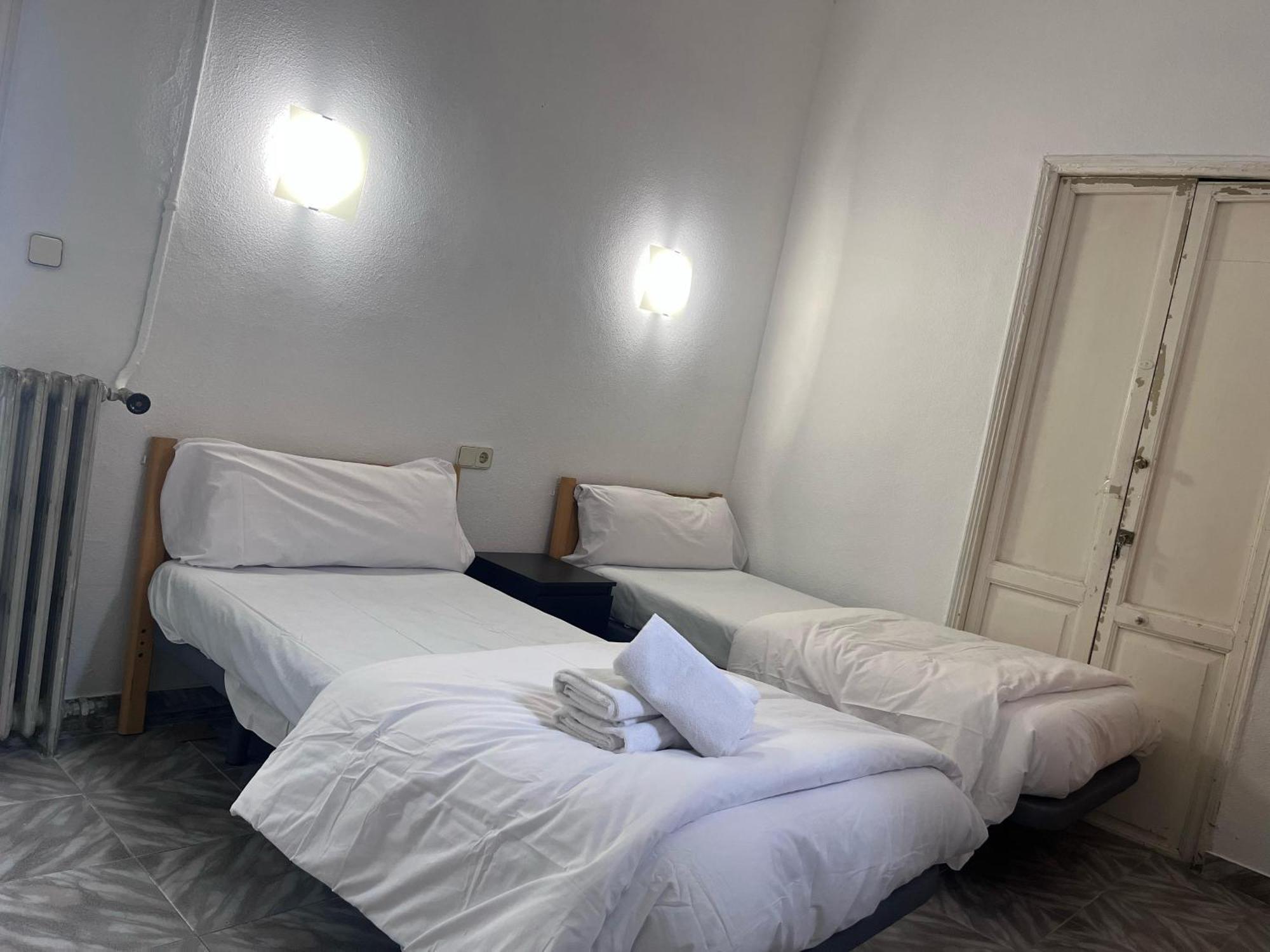 Hostal Alonso No Limit Madrid — Fotos 2